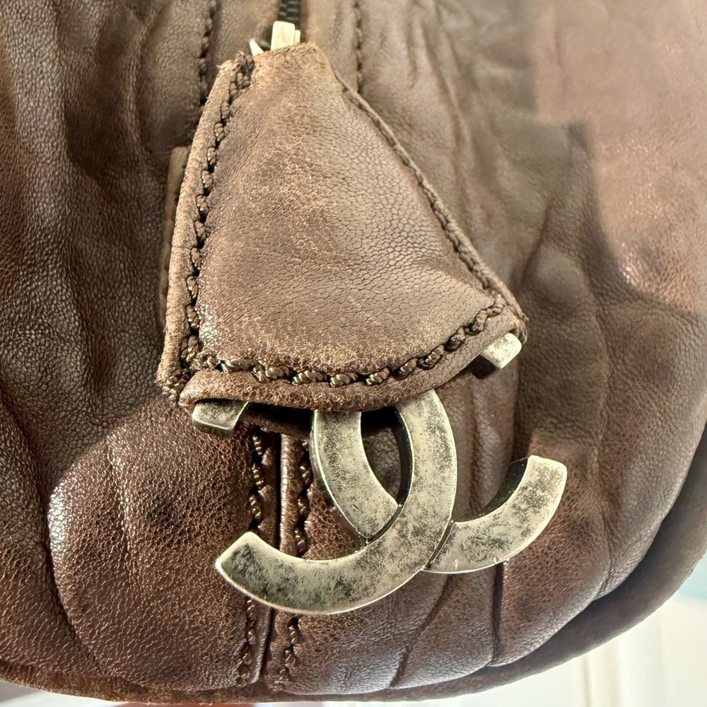Vintage Chanel Le Marais Bowler Bag Distressed Quilted Lambskin Luxury Purse Y2K - Picture 13 of 16